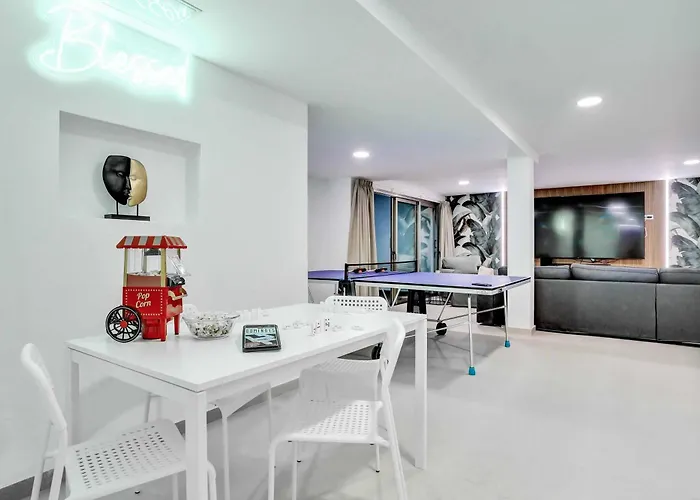 Golden Atlantico * كاليتا ذي فوستي