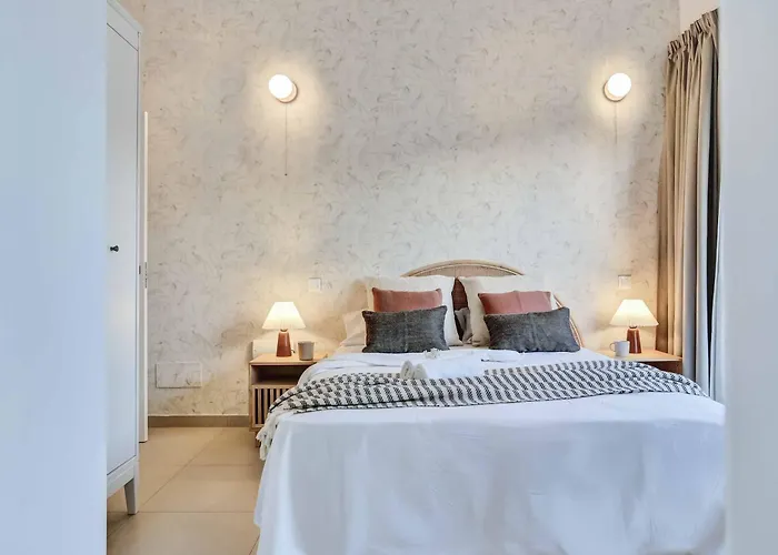 فيلة Golden Atlantico *