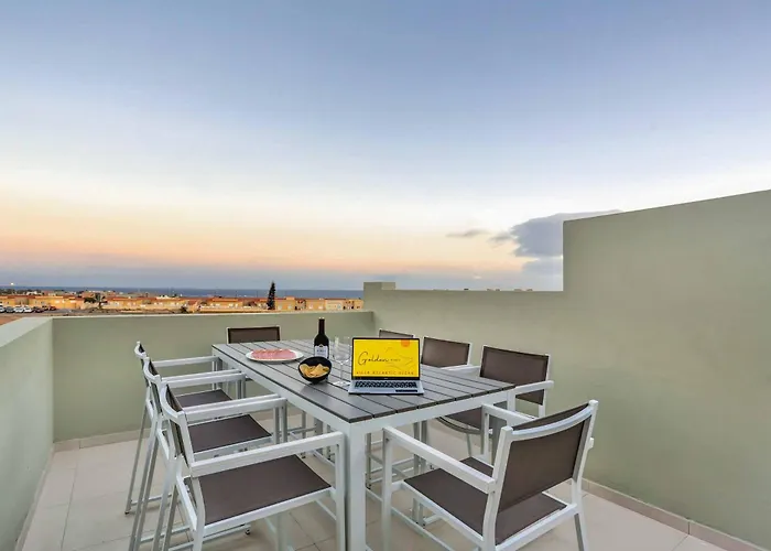 فيلة Golden Atlantico